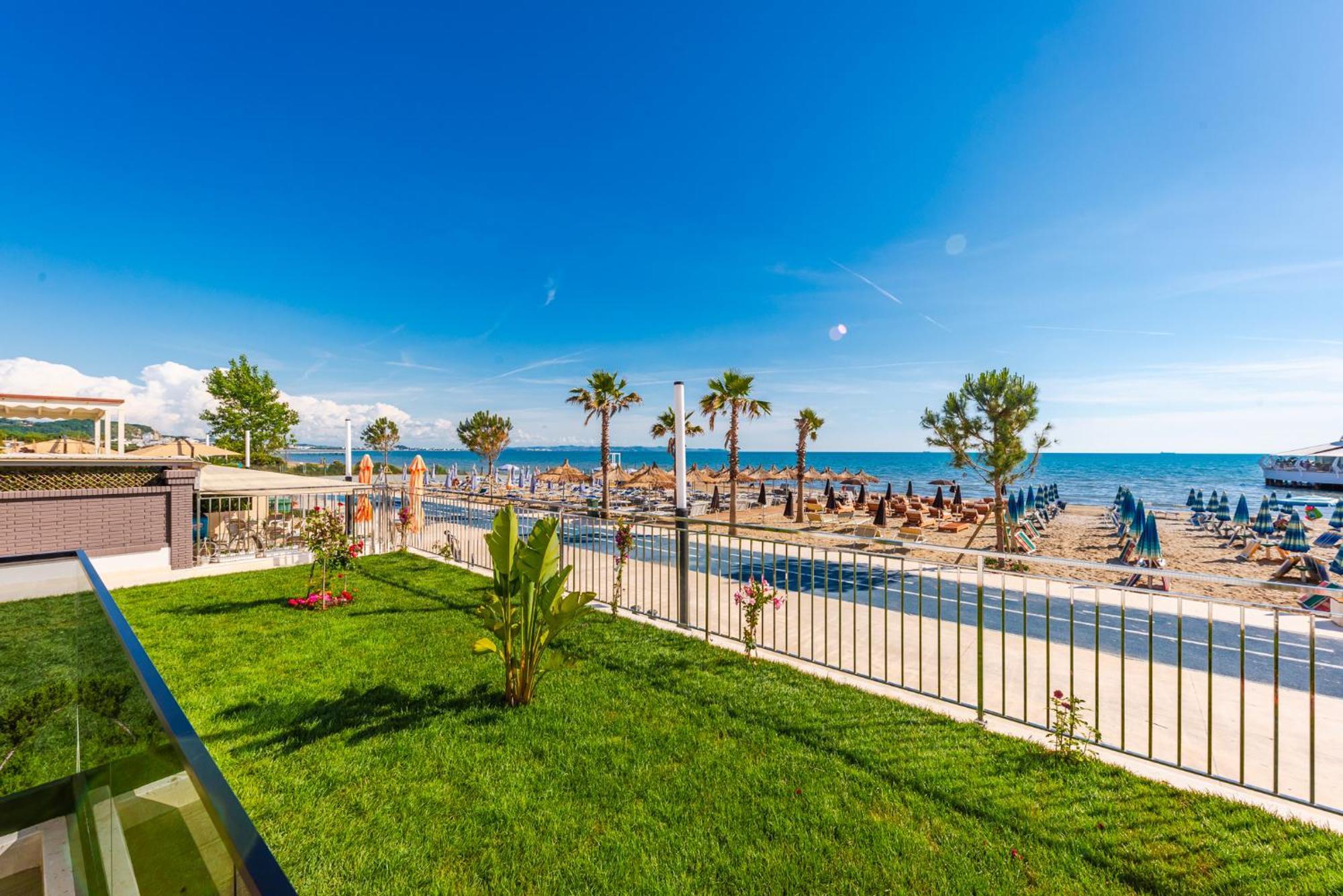 Sea View Apartments Eldo Durrës Eksteriør billede