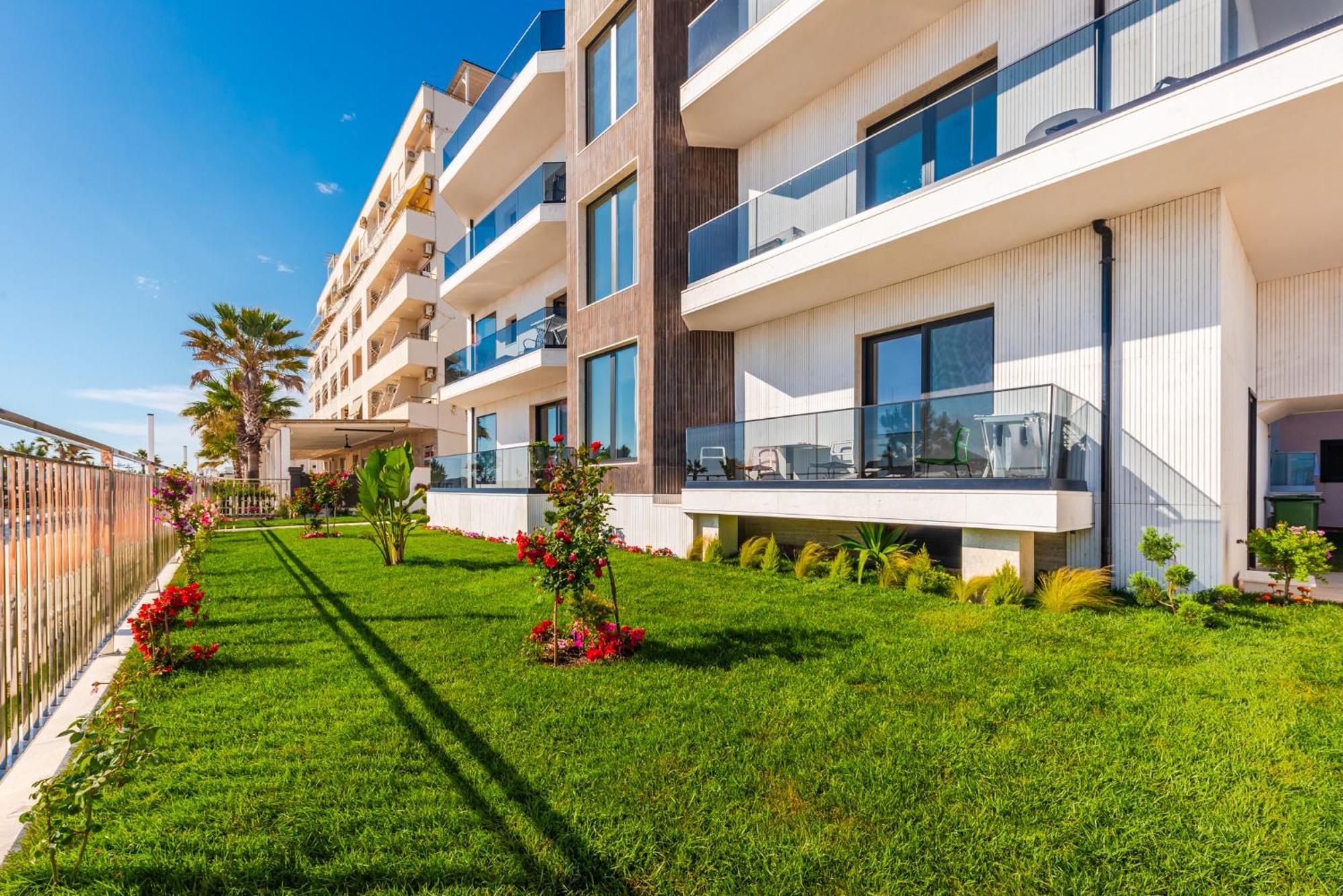 Sea View Apartments Eldo Durrës Eksteriør billede
