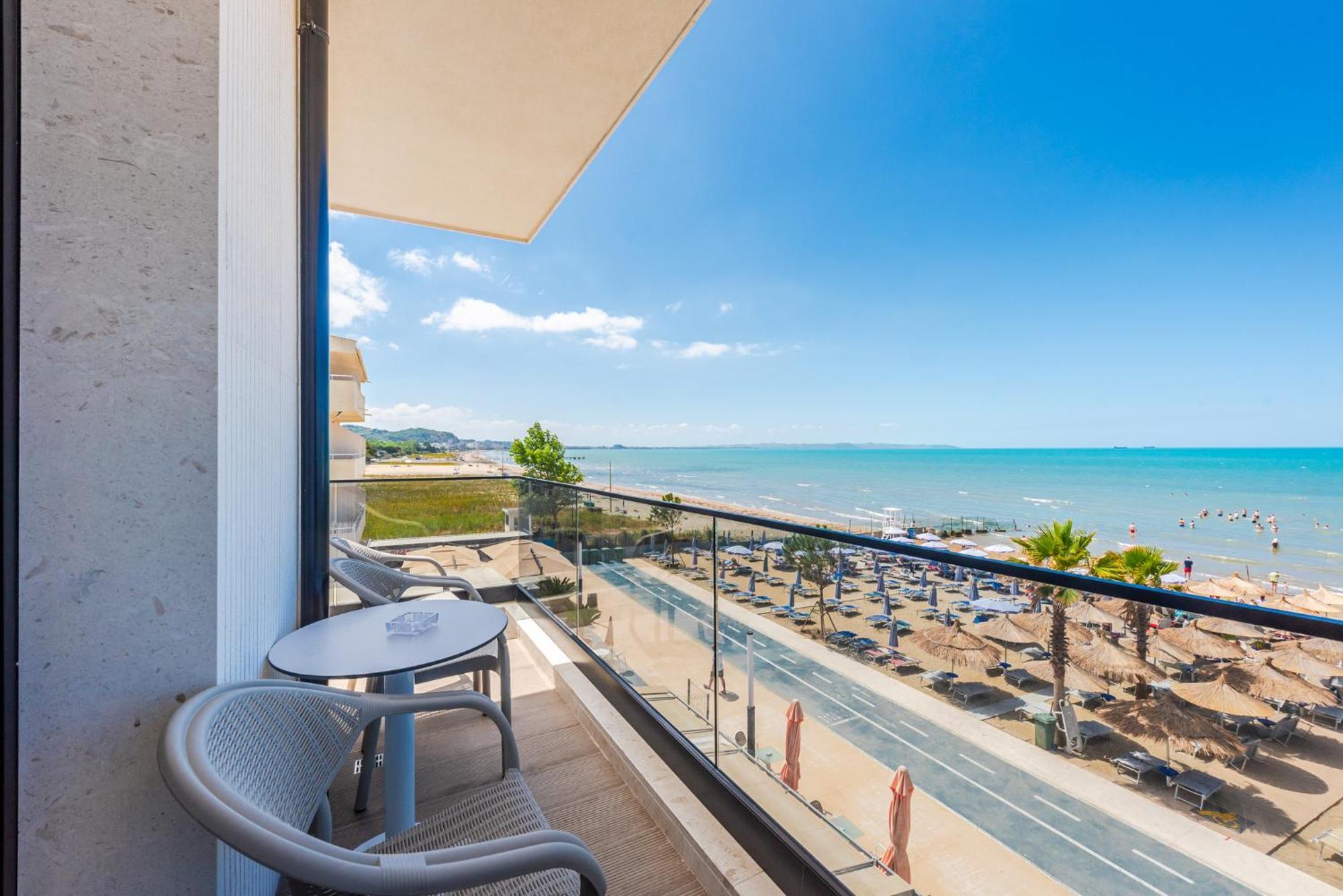 Sea View Apartments Eldo Durrës Eksteriør billede